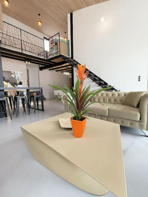 博凯尔Industrial Luxury Nimes & Arles别墅 外观 照片