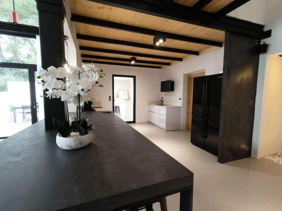 博凯尔Industrial Luxury Nimes & Arles别墅 外观 照片